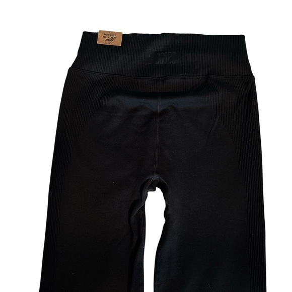 PINK Victoria's Secret Black hight waist Full Length Jogger - Picture 2 of 4